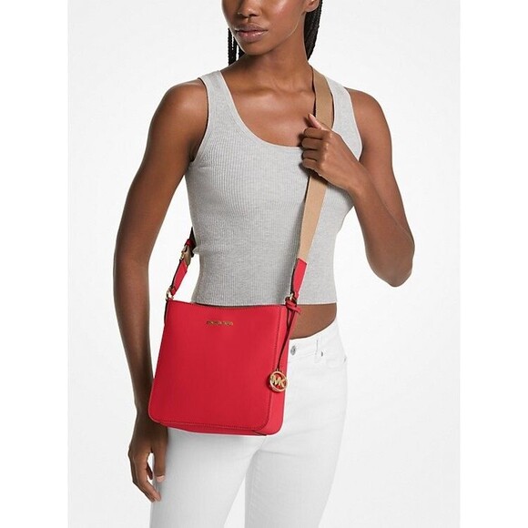 New Michael Kors Jet Set Travel Small Messenger Bag Faux Leather Bright Red - Picture 2 of 4